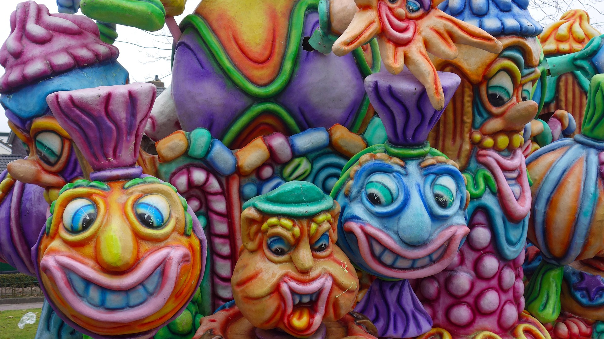 carnival-2780208_1920
